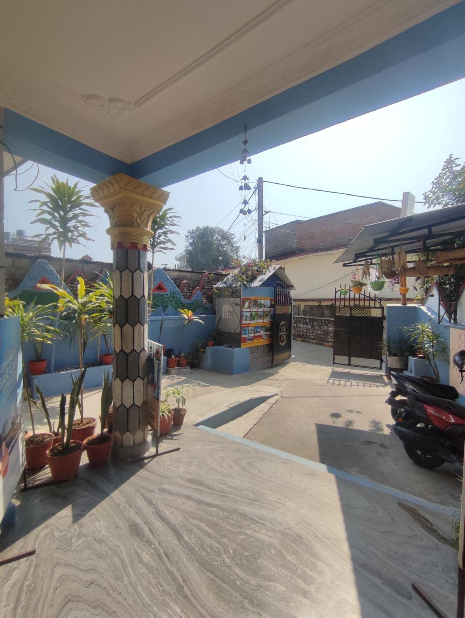 Krishna Inn 博卡拉 外观 照片